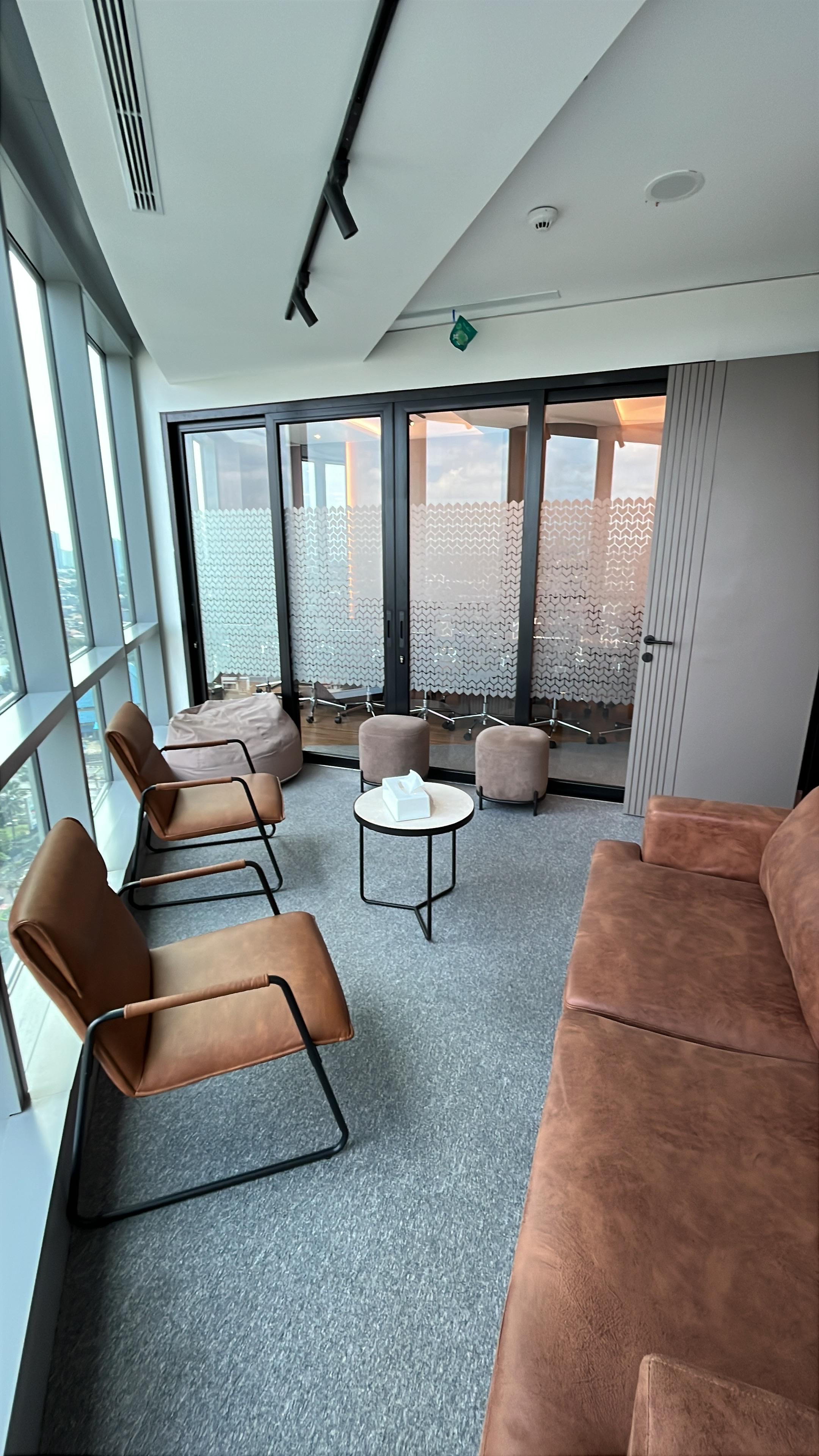 Pondok Indah Office Tower 5 - Discussion Room